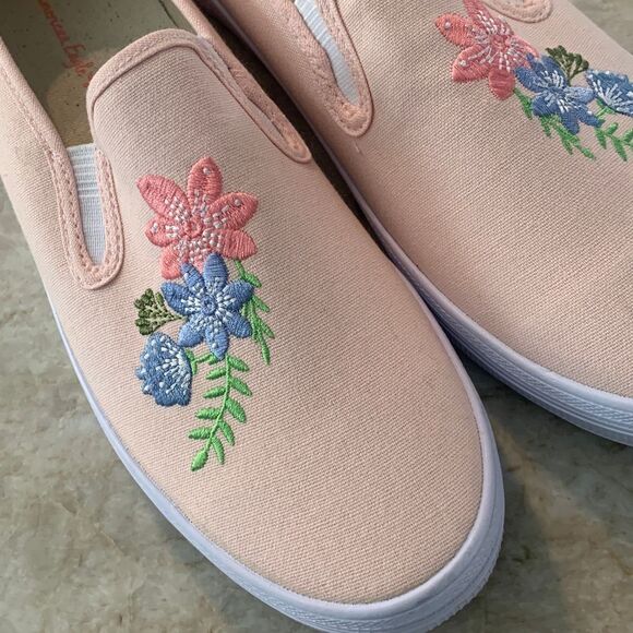 American Eagle Pink Embroidered Slip On Sneakers - Picture 2 of 8